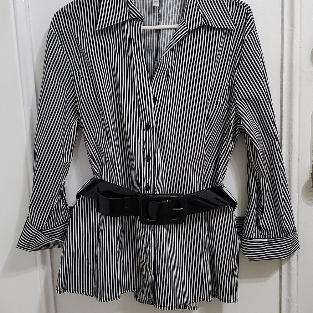 Shirt with the belt, size XL.